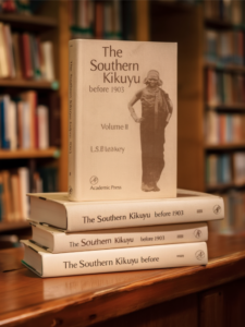 The Southern Kikuyu before 1903: Volume II: Economics, Land & Law